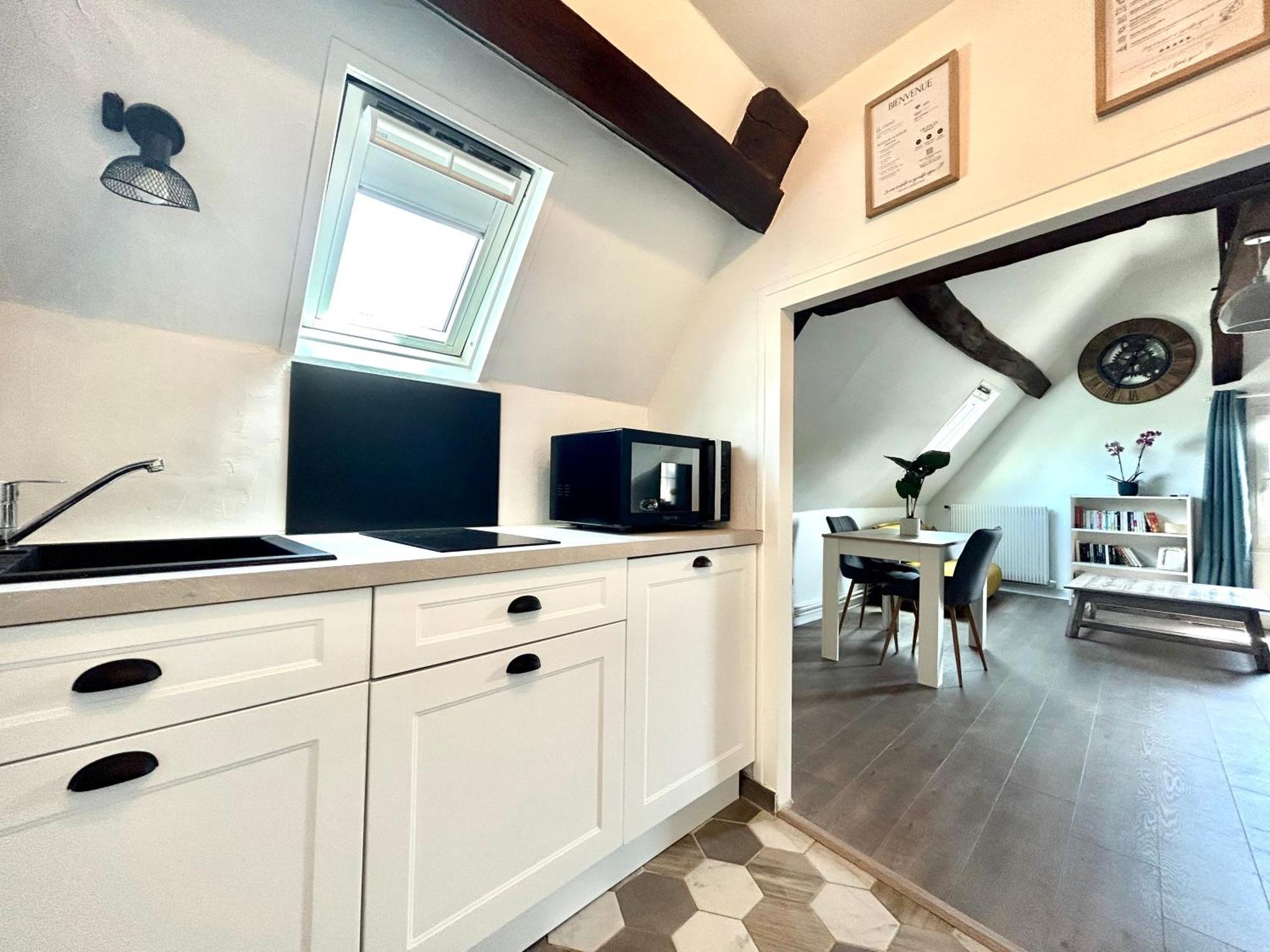 L Ecuyer Appartement Au Coeur Du Quartier Historique ชาร์ตร ภายนอก รูปภาพ